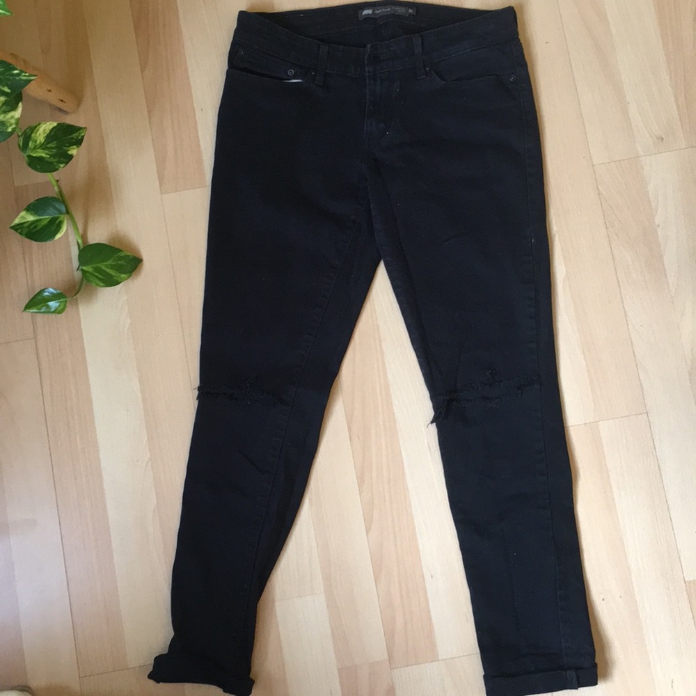 Levi’s Black Skinny Jeans